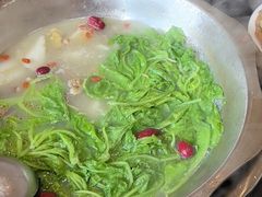 -周老三跷脚牛肉·全牛火锅(非遗传承店)