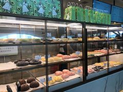 面包甜点陈列柜-奈雪的茶(深圳北站店)