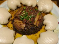 夹馍扣肉-肖记公安牛肉鱼杂馆· 省级非物质文化遗产(仁和路店)