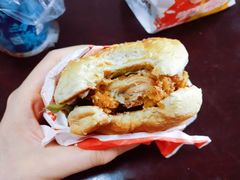 -哆哆客汉堡(康宁街店)