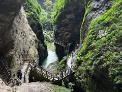 -龙水峡地缝景区