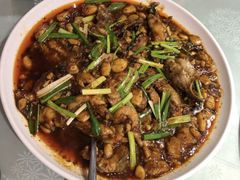 鱼肉-巴特餐饮6加1音乐餐吧·新疆菜