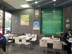 大堂-华莱士·全鸡汉堡(柳州店)
