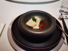 石烹轻煎黄鱼搭酸辣茄鲞-程府宴(南长街四合院店)