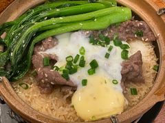 窝蛋牛肉煲仔饭-正德顺順德雙皮奶(中信店)
