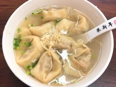 虾仁馄饨-朱新年·苏式汤团·面点(北寺塔店)