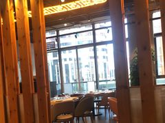 大堂-日进一片海.生腌海鲜火锅.宵夜烧烤(三里屯总店)