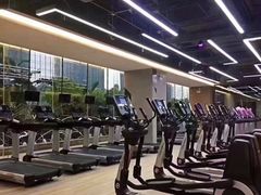 -威克健身游泳(万菱汇店)