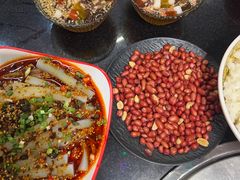 -谭公鱼头·鲜鱼火锅·小龙虾·江湖菜(秀沿路店)