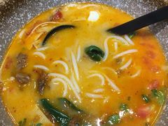 -蒙自源过桥米线(红谷滩万达店)