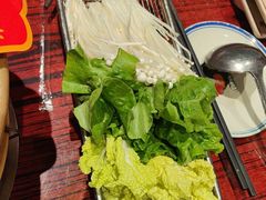 -沙胆彪炭炉牛杂煲(上海日月光广场店)