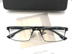 -罗伯特眼镜·蔡司官方授权(罗湖国贸店)