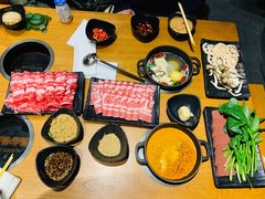 -呷哺呷哺 黄金牧场 (欢乐谷店)