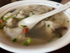 -汪一挑馄饨(老街店)