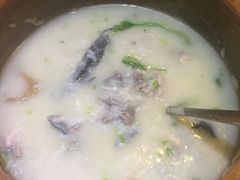 田鸡甲鱼干贝粥-金穗园·砂锅粥.醉鸡煲火锅(长寿路店)