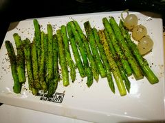 -HIHE Bistro·Oyster Bar(华熙live店)