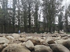 -尧山大峡谷漂流