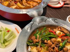 -胖哥俩肉蟹煲(富阳万达店)