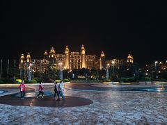 马戏前广场-珠海横琴长隆《卡卡虎奇遇记》