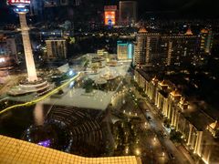 -云顶旋转自助景观餐厅