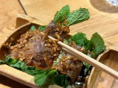 -一坐一忘云南菜(嘉里中心店)