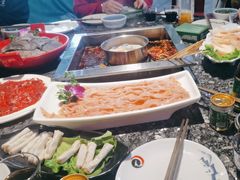 -二荆条·蜀鲜汇城市森林火锅