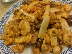 -金牌餐厅·天津菜·八珍豆腐·老爆三(瓷房子店)