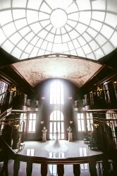 大气奢华-巴黎婚纱摄影工作室