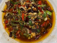 -老滇山寨•云南特色菜•地方菜•民族风情歌舞表演(金碧店)