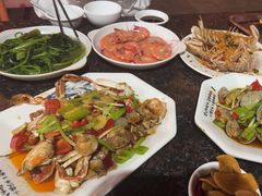 -岛中岛·海鲜大排档·万宁老字号(东澳店)
