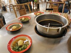 -咏勝锑锅麻辣烫(净居寺路总店)