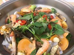 皇后无水火锅-派派茶客(金杏花园店)