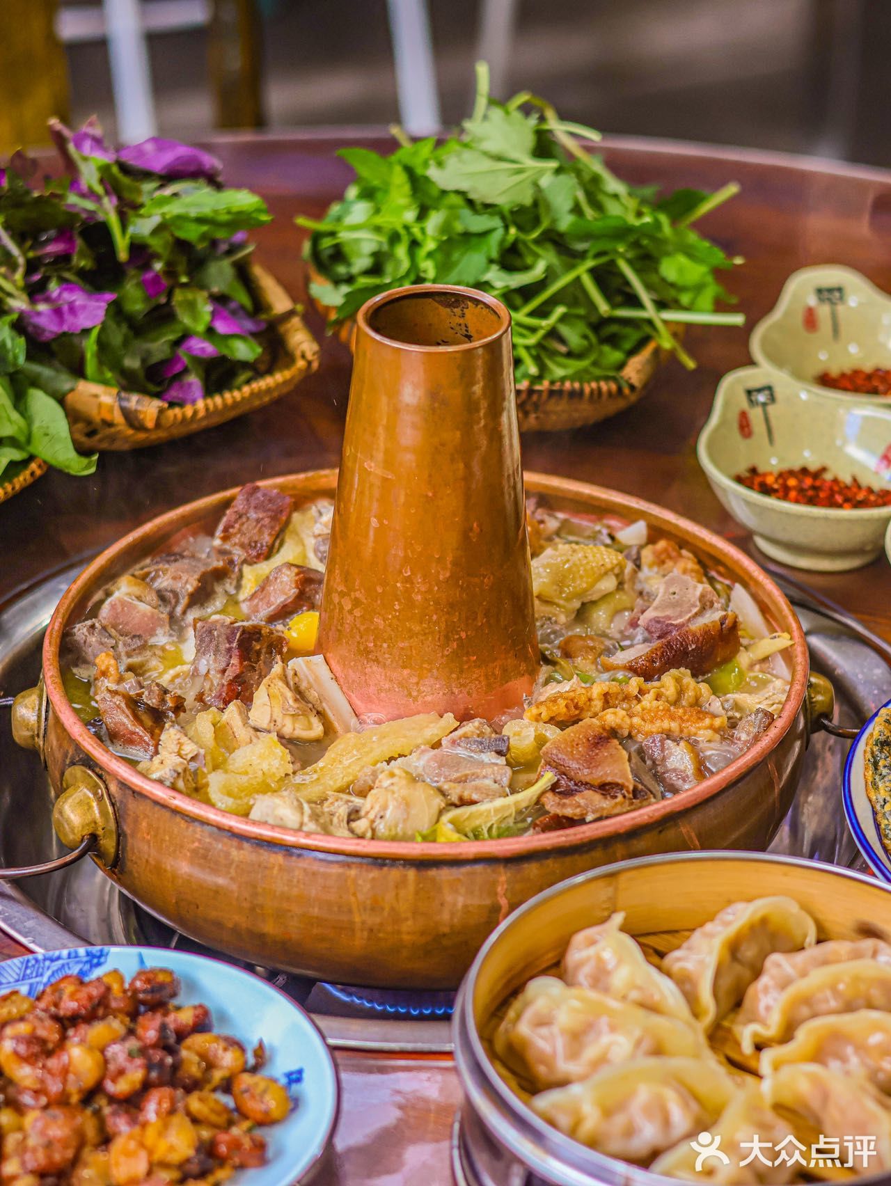 来青城山必打卡‼️特色山珍铜锅腊排土鸡馆🔥