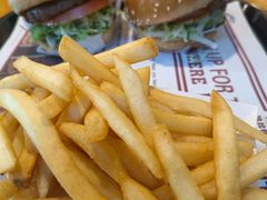 -The Habit Burger Grill 哈比特汉堡(复兴soho店)