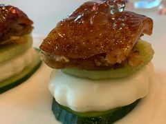 奇异果鹅肝酱片皮鸭-香乐园·淮扬菜中餐厅·Shang Garden(福田香格里拉店)