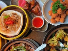 -蝴蝶里·粤菜·点心(滨江龙湖店)