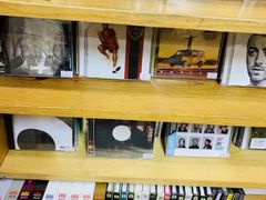 -M.F CDshop唱片店