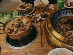 -汉江山料理级自助烤肉黑金冠(周口好吃城店)