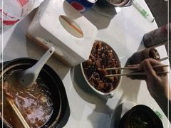 -红卫粉丝煲(艮塔东路店)