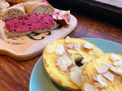 -Catch Bagel(芳草地店)