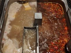 -海底捞火锅鲜切牛肉主题店(长寿路店)