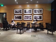 -星巴克臻选(郑州国贸360广场店)