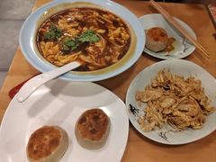 -惠丰门丁肉饼店