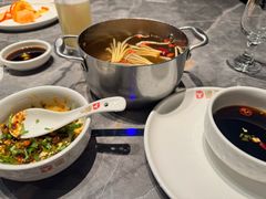 -德天肥牛海鲜火锅(城西银泰店)