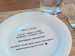 -Mark&Mars Restaurant