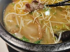 -妈妈故事米线(市府恒隆店)
