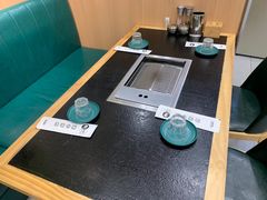 -臻牛烤肉