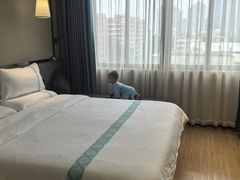 -希岸·轻雅酒店(广州白鹅潭艺术中心花地湾地铁站店)