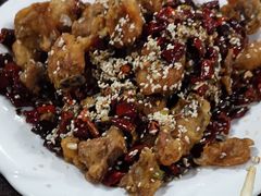 -金卯白肉罩火烧