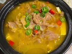 -隔壁老王·家常云南菜(花巷店)